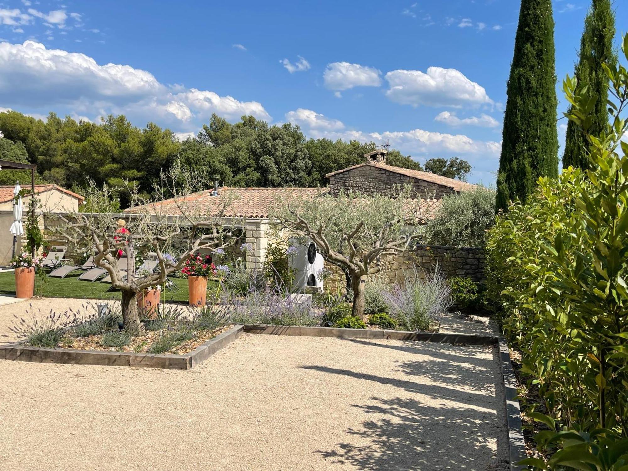 Les-pepites-de-badou Presentent La Graviere Villa Le Barroux